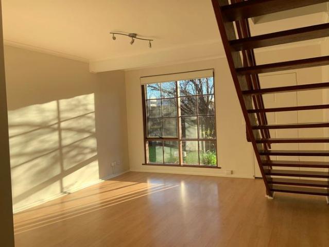 2 bedroom townhouse in Hectorville
