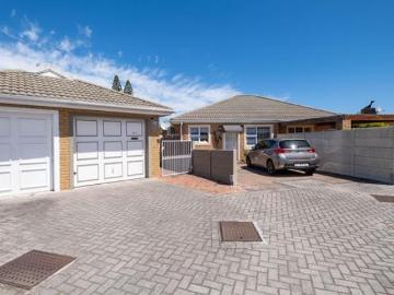 2 Bedroom Townhouse in Heemstede