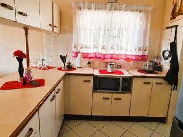 2 Bedroom Townhouse in Hibberdene