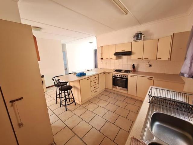 2 Bedroom Townhouse in Jeffreys Bay Central