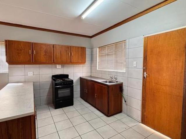 2 Bedroom Townhouse in Langenhoven Park