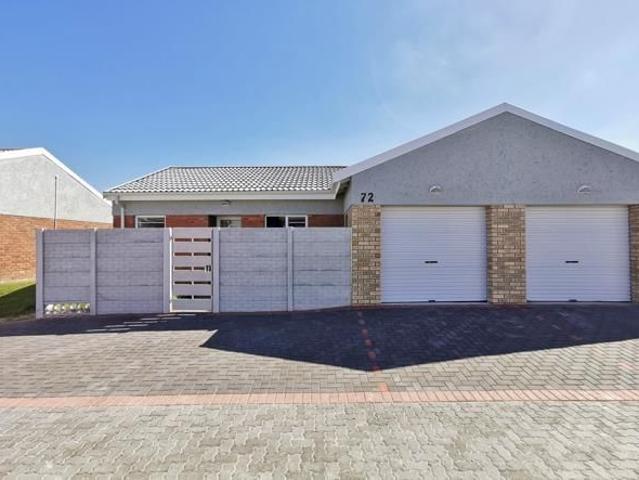 2 Bedroom Townhouse in Lorraine
