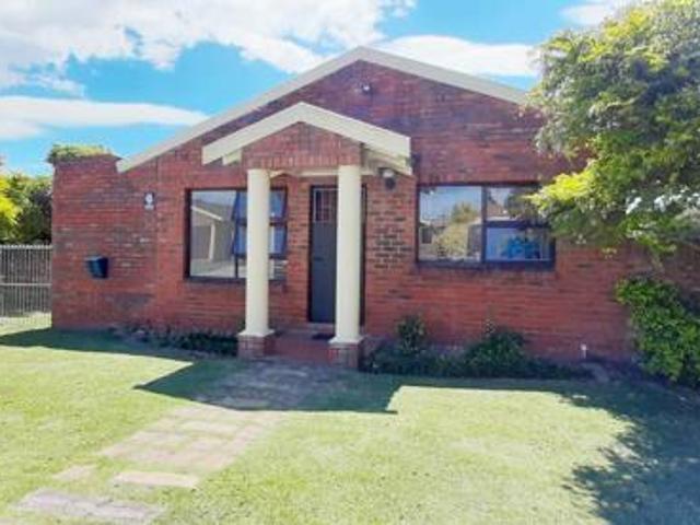 2 Bedroom Townhouse in Lorraine