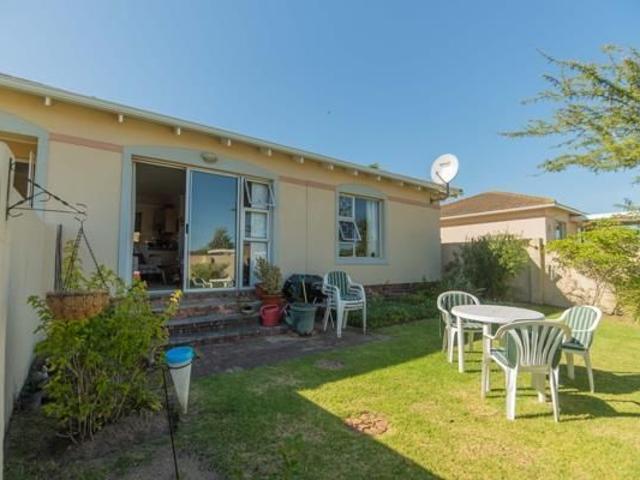 2 Bedroom Townhouse in Lorraine