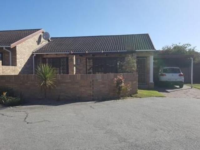 2 Bedroom Townhouse in Lorraine