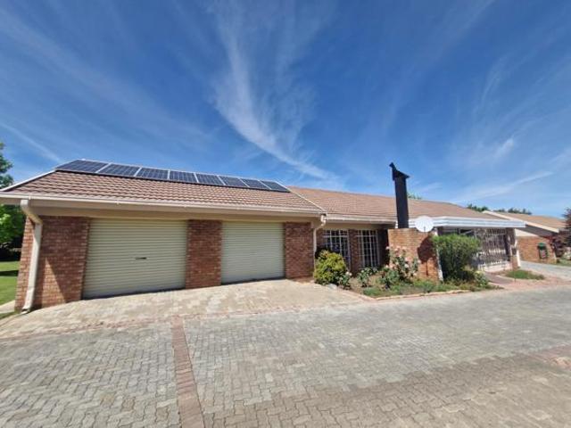 2 Bedroom Townhouse in Panorama