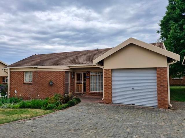 2 Bedroom Townhouse in Panorama