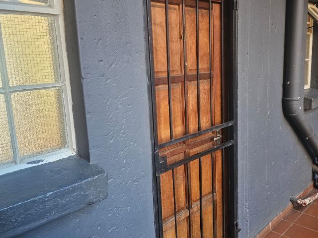 2 Bedroom Townhouse in Ravenswood