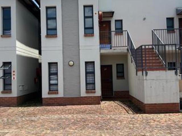 2 Bedroom Townhouse in Rietfontein