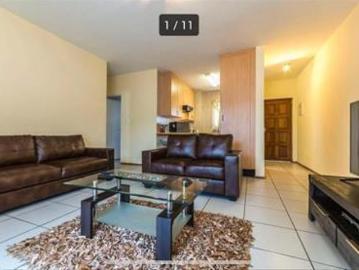 House to rent in Roodekrans, Roodepoort - Parking