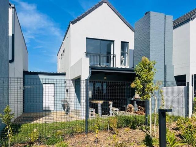 2 Bedroom Townhouse in Stellenbosch Central