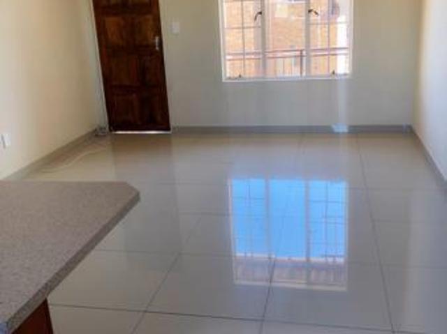 2 Bedroom Townhouse in Strubens Valley