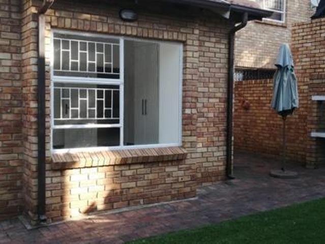 2 Bedroom Townhouse in Sundowner