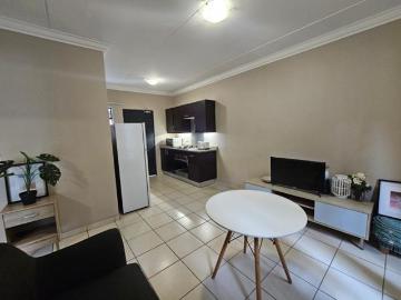 2 Bedroom Townhouse in South Hills