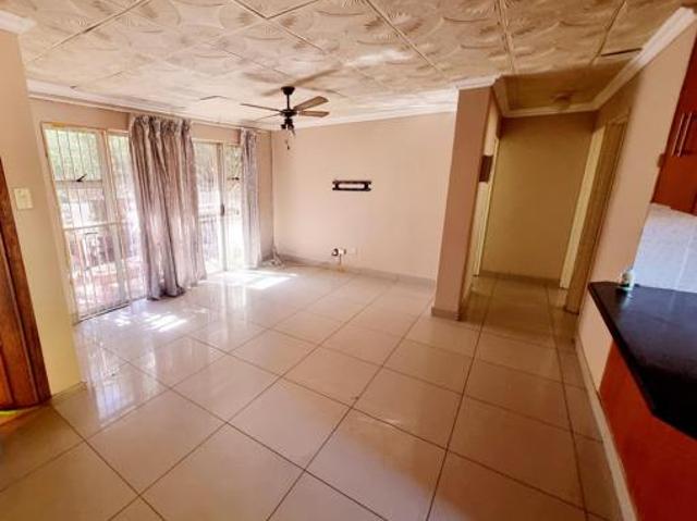 2 Bedroom Townhouse in South Ridge