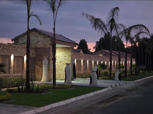 2 Bedroom Townhouse in Vaalpark