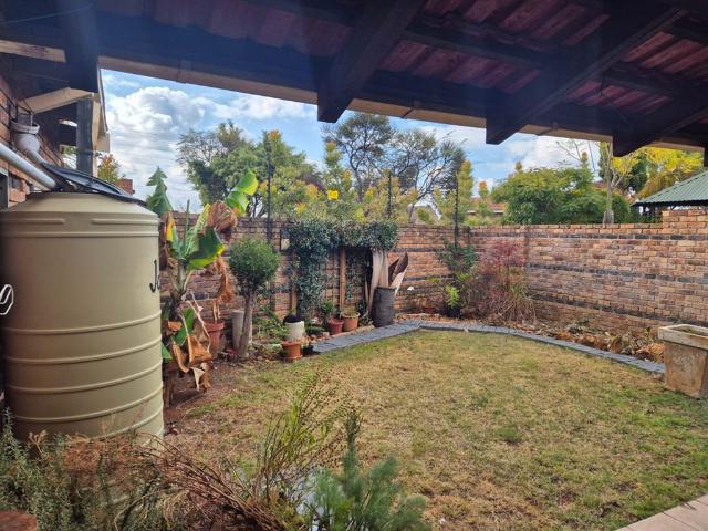 2 Bedroom Townhouse in Welgelegen
