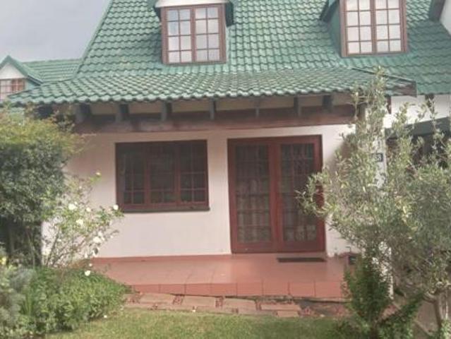 2 Bedroom Townhouse in Weltevreden Park