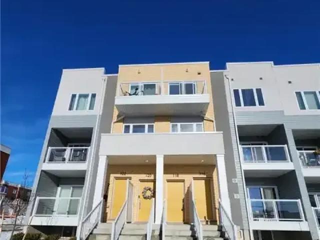 2 Bedroom Townhouse Kitchener ON 103424873