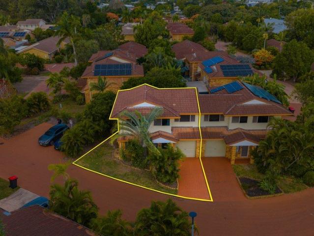 2 Bedroom Townhouse Prime Location in Zillmere