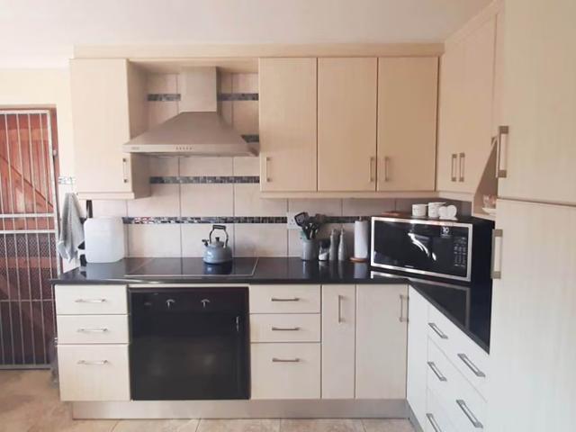 2 Bedroom Townhouse Rented in Framesby