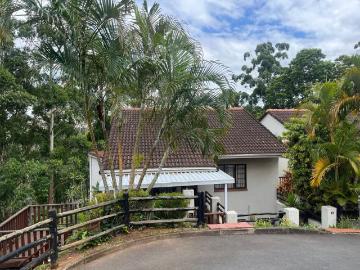 2 Bedroom townhouse sectional to rent in Cowies Hill, Pinetown