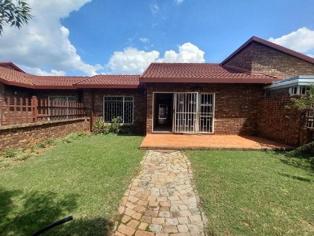 2 Bedroom townhouse sectional to rent in Erasmus, Bronkhorstspruit