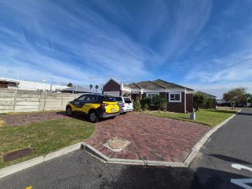 2 Bedroom townhouse sectional to rent in Parklands, Blouberg