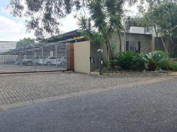 2 Bedroom townhouse sectional to rent in Parkmore, Sandton