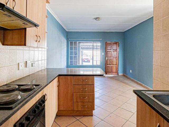 2 Bedroom townhouse sectional rented in Elspark, Germiston
