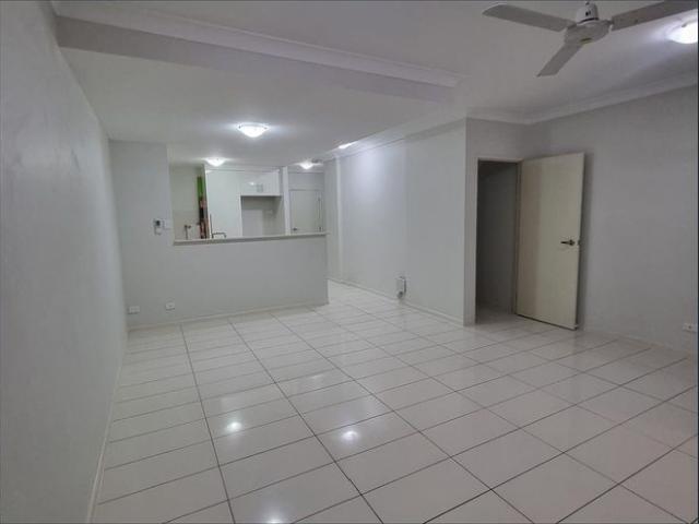 2 Bedroom Townhouse Secure complex Manunda