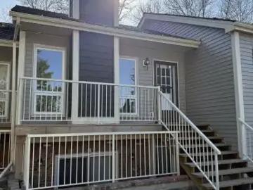 2 Bedroom Townhouse Sherwood Park AB LS102658524