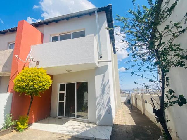 2 Bedroom Townhouse To Let in Tasbet Park