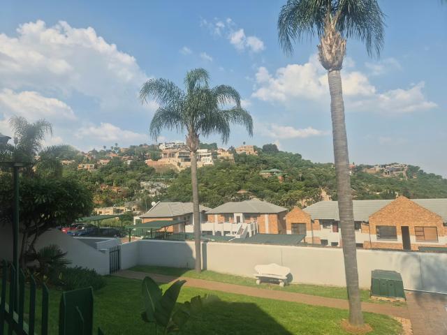 2 Bedroom Townhouse To Let in Bassonia
