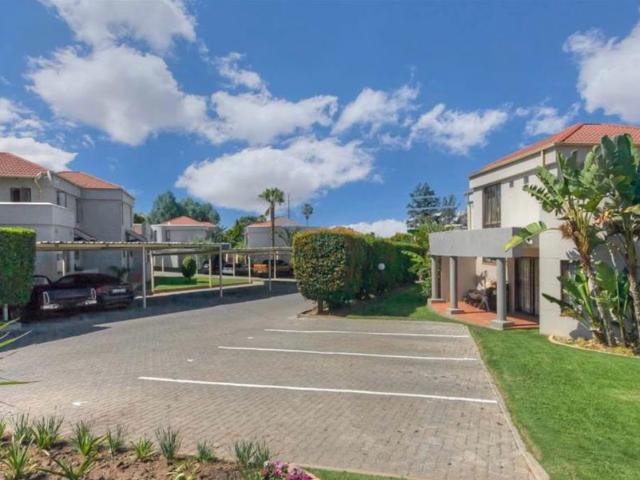 2 Bedroom Townhouse To Let in Lonehill