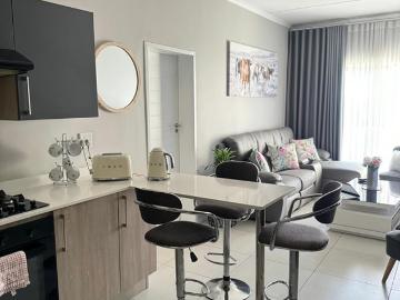 2 Bedroom Townhouse To Let in Midridge Park | Waterfall Properties