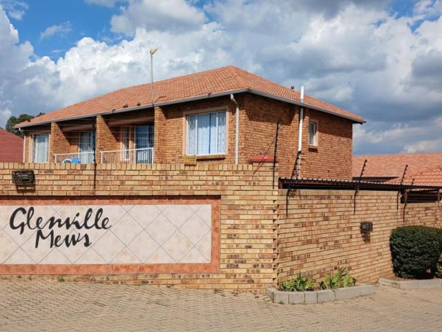 2 Bedroom Townhouse To Let in Rosettenville