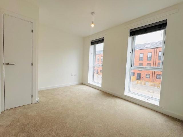 2 bedroom townhouse to rent