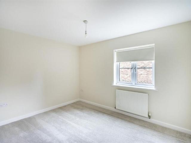 2 bedroom townhouse to rent