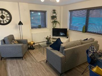 2 bedroom townhouse to rent