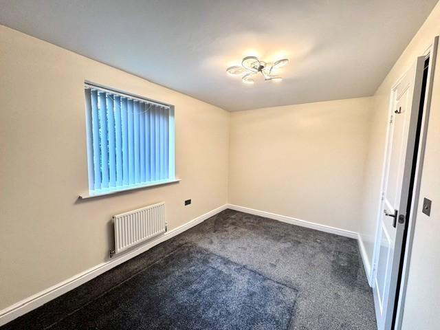 2 bedroom townhouse to rent