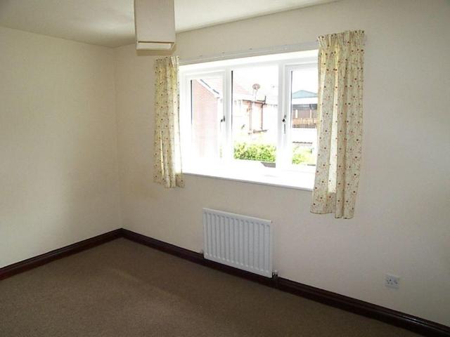 2 bedroom townhouse to rent