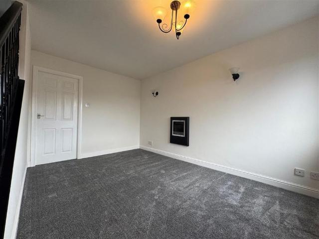 2 bedroom townhouse to rent