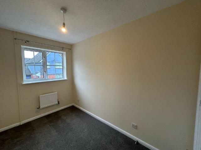 2 bedroom townhouse to rent