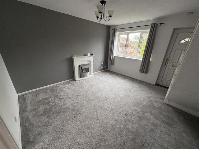 2 bedroom townhouse to rent