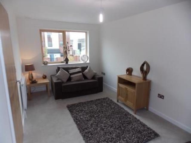 2 bedroom townhouse to rent