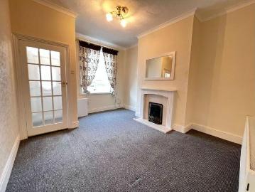 2 bedroom townhouse to rent