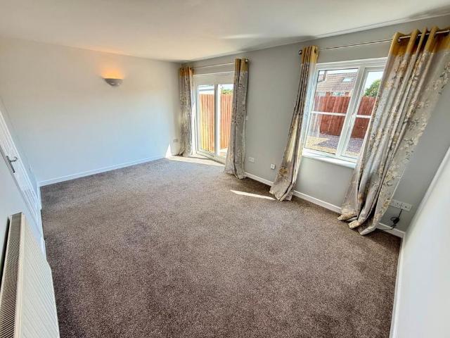 2 bedroom townhouse to rent