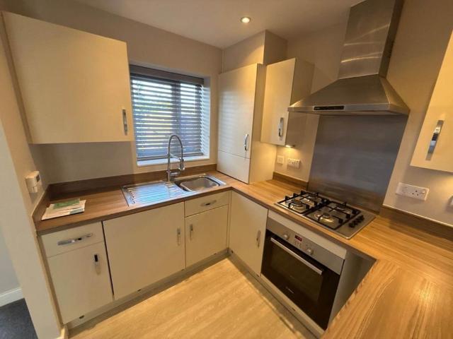 2 bedroom townhouse to rent