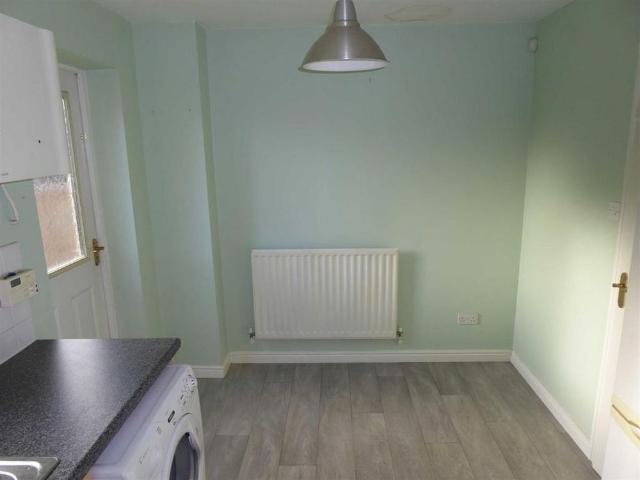 2 bedroom townhouse to rent